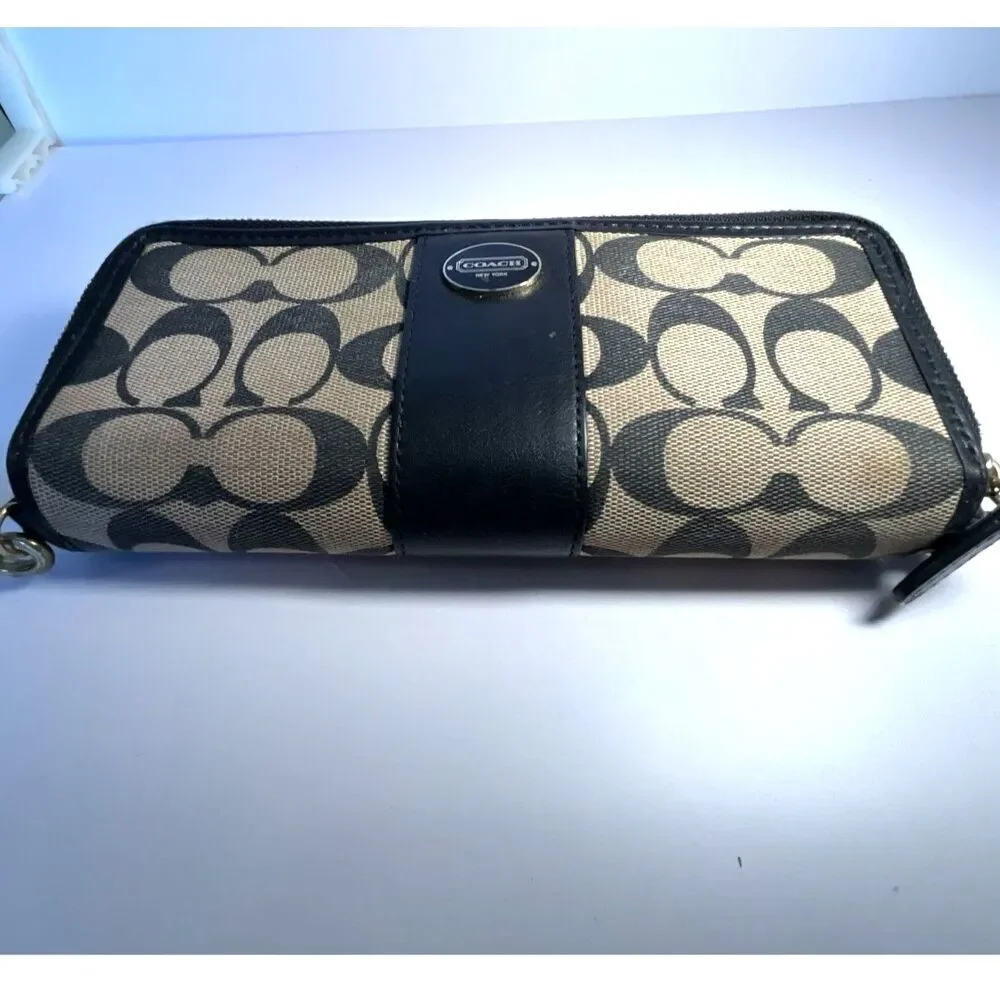 Vintage Coach Monogram Wristlet; Black C's with strap must see